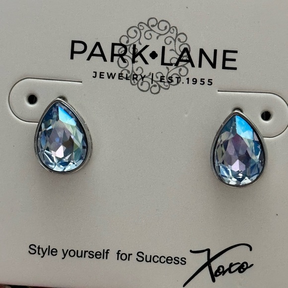 Park Lane Snowfall Earrings with Blue and Clear Crystals - Picture 3 of 4